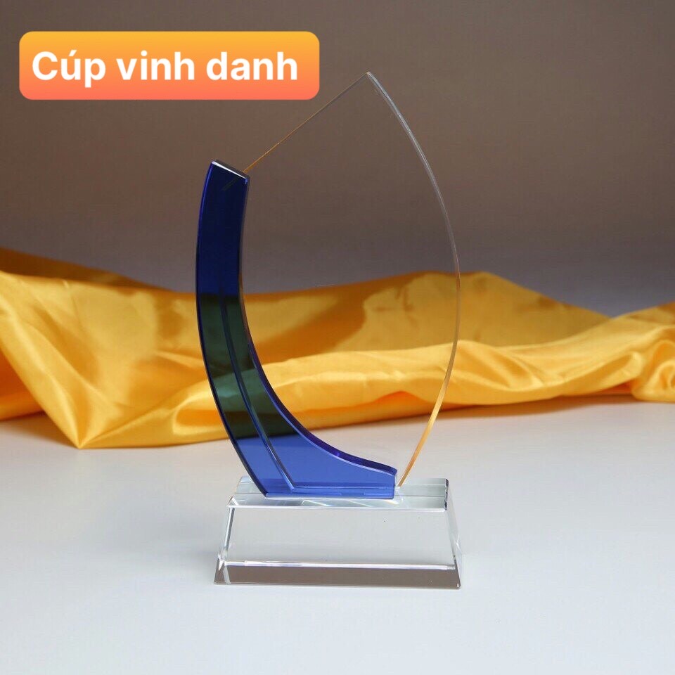 CÚP VINH DANH